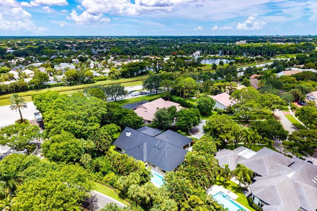 3235 Hyde Circle, Boca Raton, FL 33434