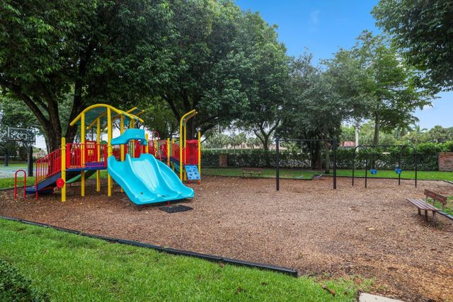 3235 Hyde Circle, Boca Raton, FL 33434
