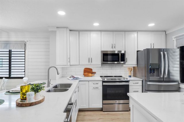 1804 MARINER DRIVE 43, Tarpon Springs, FL 34689