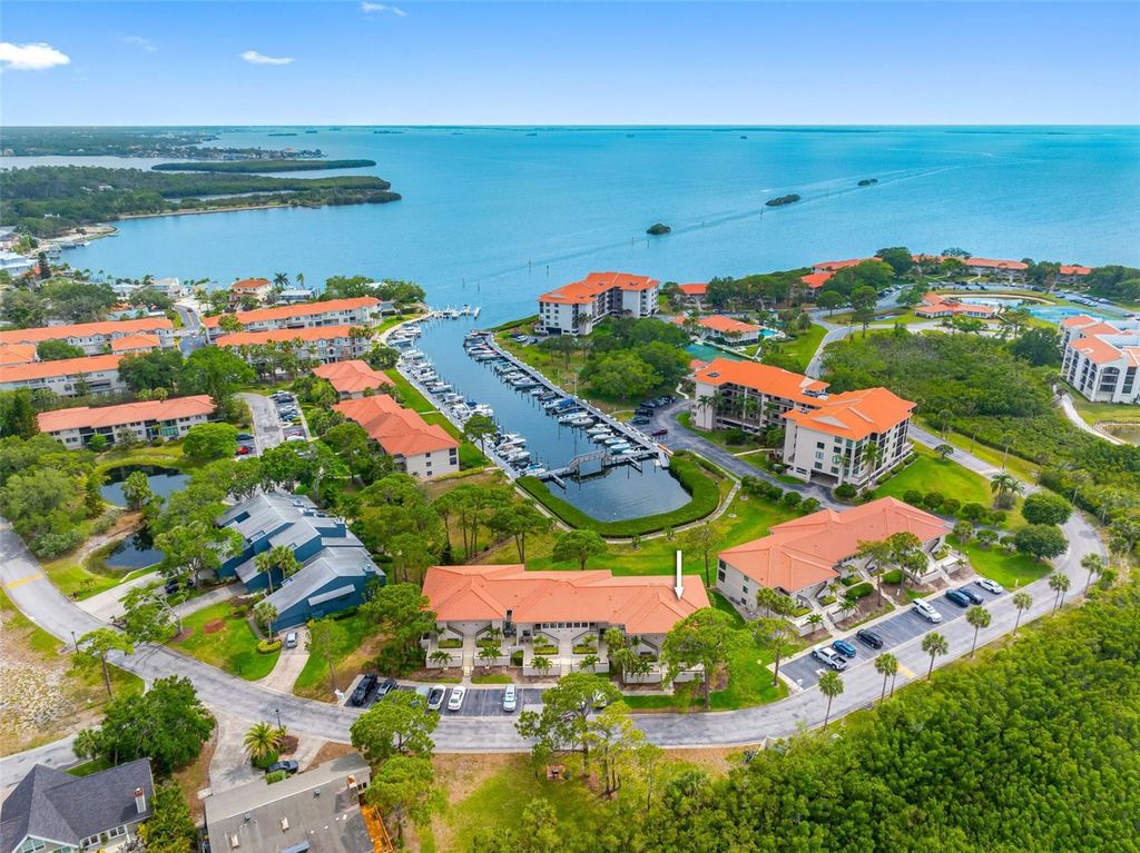 1804 MARINER DRIVE 43, Tarpon Springs, FL 34689