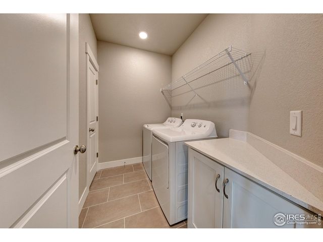 265 High Point Dr F-201, Longmont, CO 80504