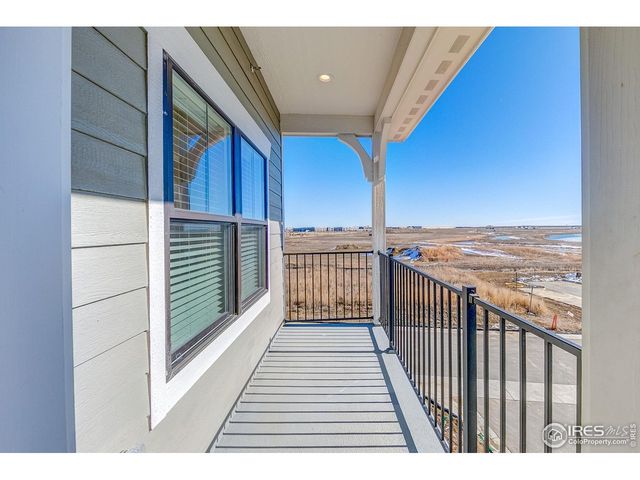 265 High Point Dr F-201, Longmont, CO 80504