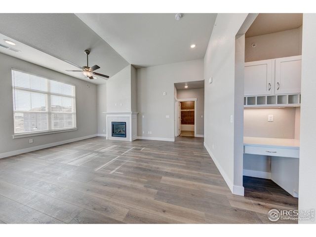 265 High Point Dr F-201, Longmont, CO 80504