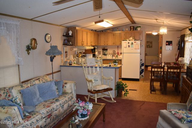 821 Magnolia Drive, Sunset Beach, NC 28468