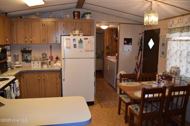 821 Magnolia Drive, Sunset Beach, NC 28468