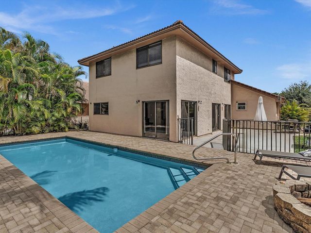3971 NW 5th Drive, Deerfield Beach, FL 33442