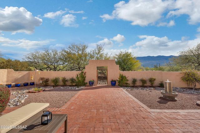 2305 N El Camino Rinconado, Tucson, AZ 85749