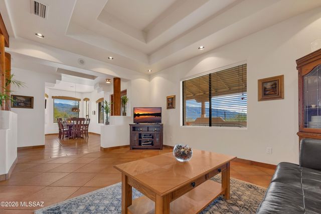 2305 N El Camino Rinconado, Tucson, AZ 85749