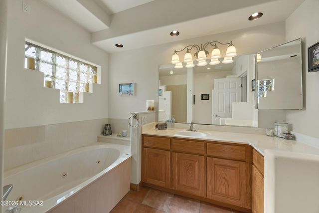 2305 N El Camino Rinconado, Tucson, AZ 85749