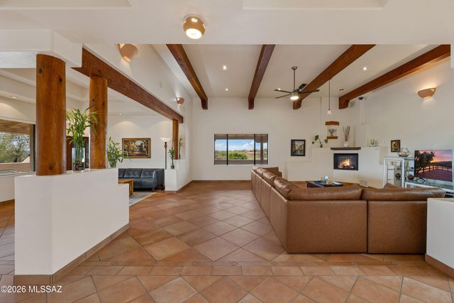 2305 N El Camino Rinconado, Tucson, AZ 85749