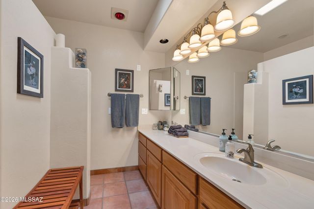 2305 N El Camino Rinconado, Tucson, AZ 85749