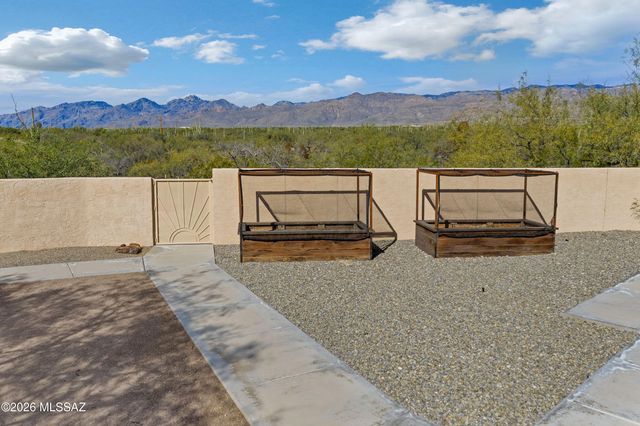 2305 N El Camino Rinconado, Tucson, AZ 85749