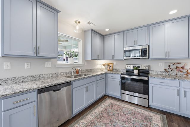 261 Black Water Lane, Lexington, KY 40511
