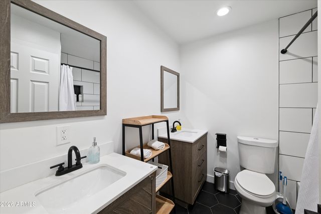 1720 W SUNNYSLOPE Lane, Phoenix, AZ 85021