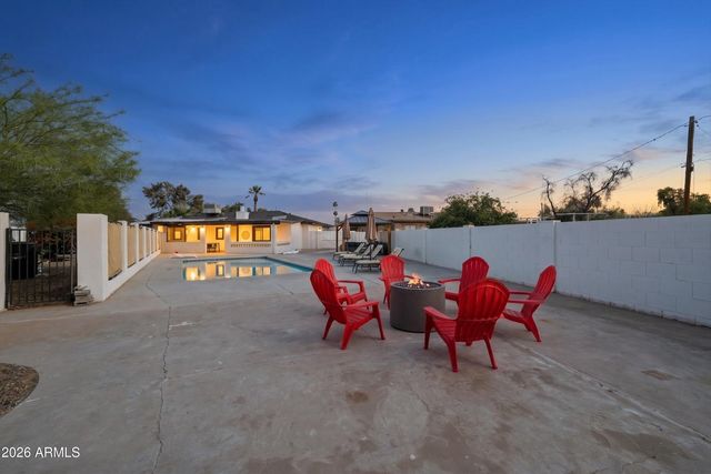 1720 W SUNNYSLOPE Lane, Phoenix, AZ 85021