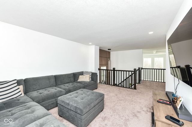 503 Ogala Drive, Westfield, IN 46074