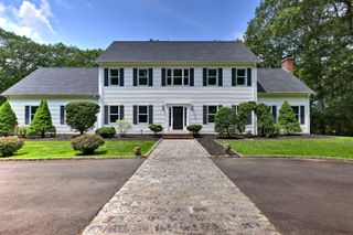 330 Webb Circle, Monroe, CT 06468