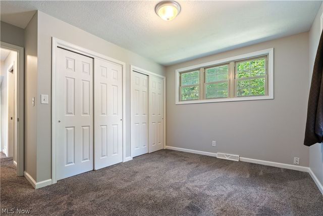 5265 Pin Oak Street NW, Massillon, OH 44647