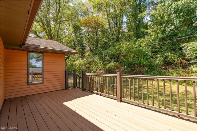 5265 Pin Oak Street NW, Massillon, OH 44647