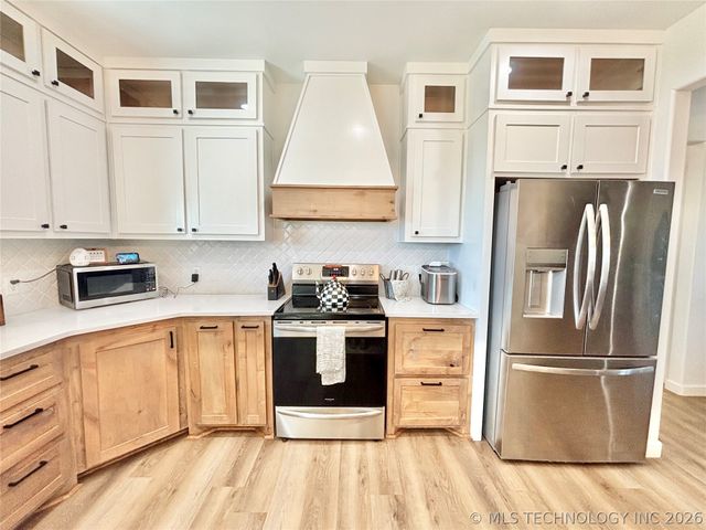 30501 S Fish Creek Road B, Stigler, OK 74462