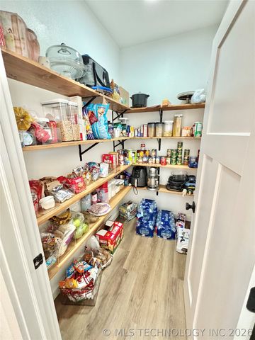 30501 S Fish Creek Road B, Stigler, OK 74462