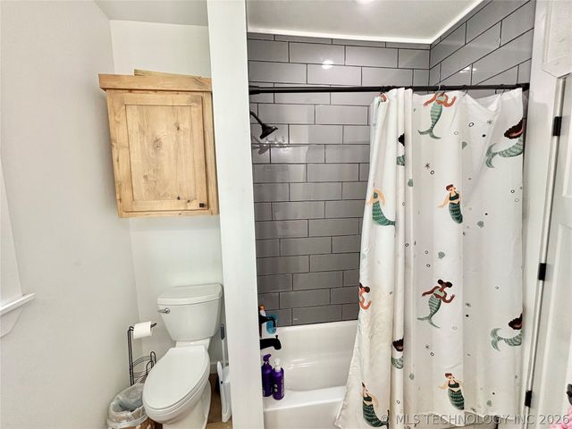 30501 S Fish Creek Road B, Stigler, OK 74462