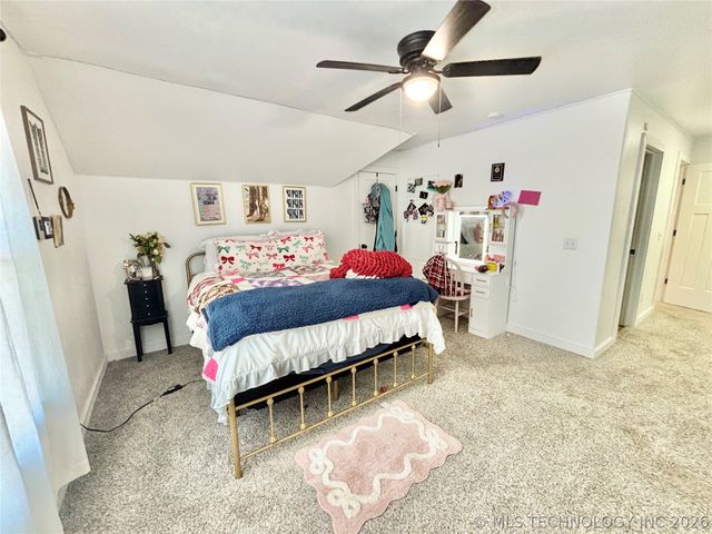 30501 S Fish Creek Road B, Stigler, OK 74462