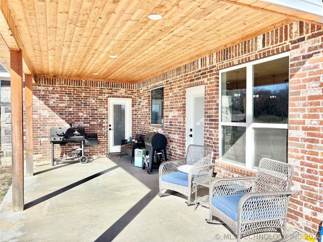 30501 S Fish Creek Road B, Stigler, OK 74462
