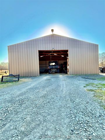 30501 S Fish Creek Road B, Stigler, OK 74462