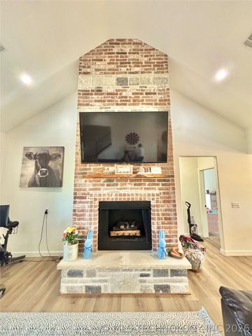 30501 S Fish Creek Road B, Stigler, OK 74462