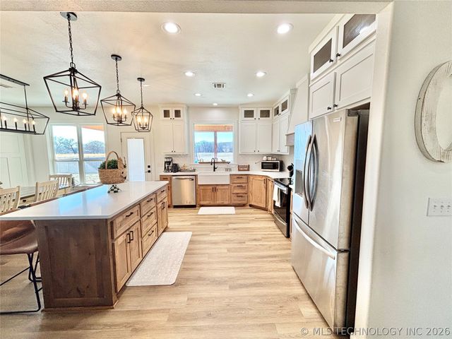 30501 S Fish Creek Road B, Stigler, OK 74462