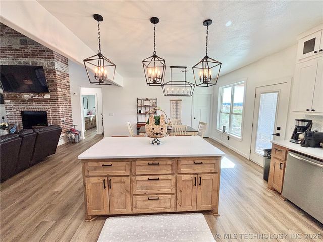 30501 S Fish Creek Road B, Stigler, OK 74462