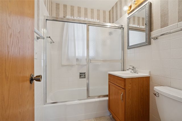 4147 52nd Street, Des Moines, IA 50310