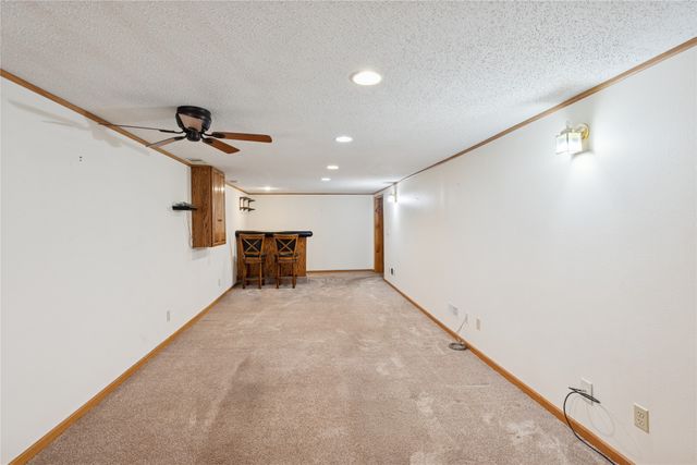 4147 52nd Street, Des Moines, IA 50310