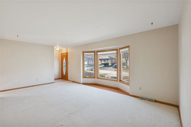 4147 52nd Street, Des Moines, IA 50310