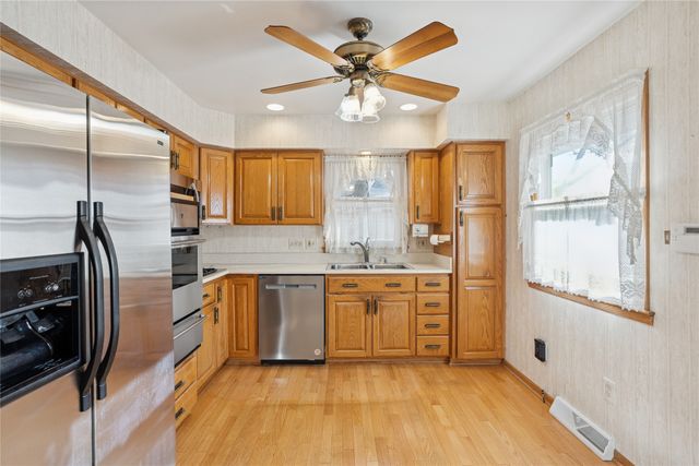 4147 52nd Street, Des Moines, IA 50310