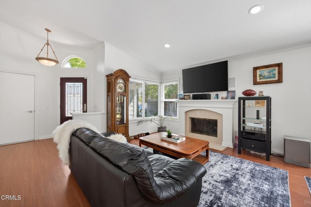 Image 7 of property listing at 5072 Via Calderon, Camarillo, CA 93012