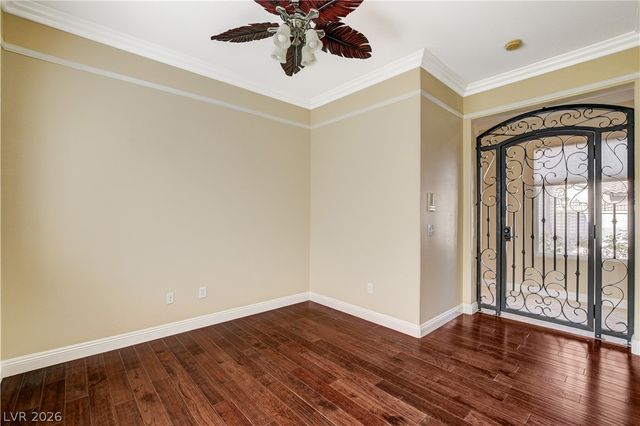 2370 Rosendale Village Avenue, Henderson, NV 89052