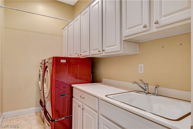 2370 Rosendale Village Avenue, Henderson, NV 89052