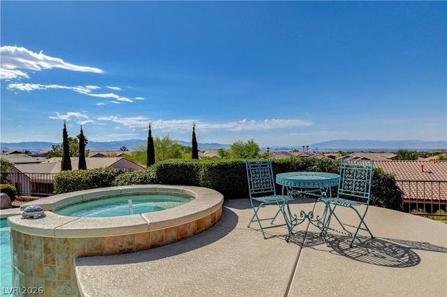 2370 Rosendale Village Avenue, Henderson, NV 89052