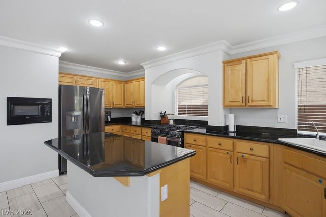 10884 Pentland Downs Street, Las Vegas, NV 89141