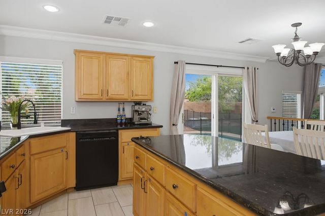 10884 Pentland Downs Street, Las Vegas, NV 89141