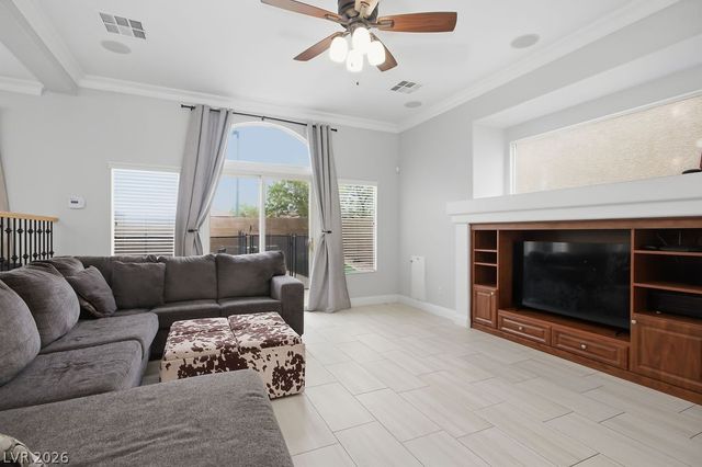 10884 Pentland Downs Street, Las Vegas, NV 89141