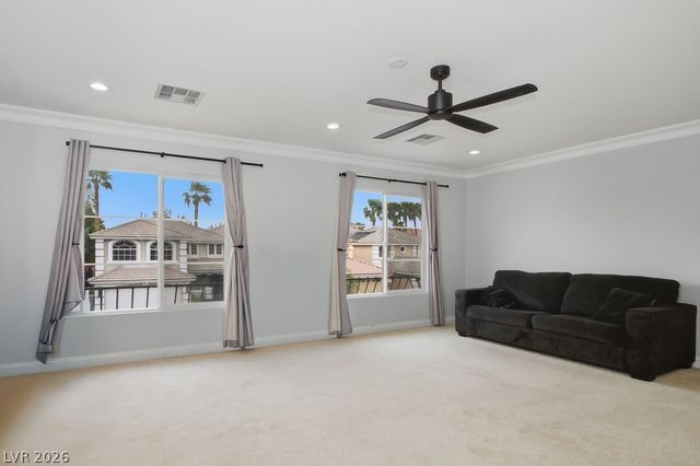 10884 Pentland Downs Street, Las Vegas, NV 89141