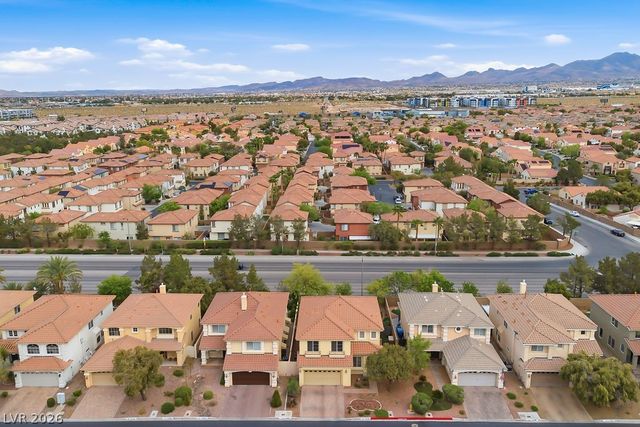 10884 Pentland Downs Street, Las Vegas, NV 89141