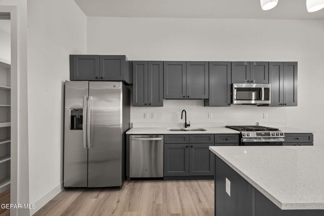 201 Desert Pass Street B-9, El Paso, TX 79912