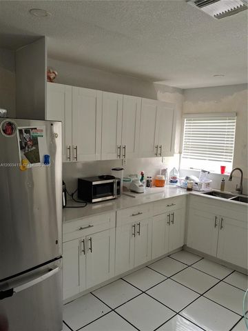 1438 NW 99th Street, Miami, FL 33147