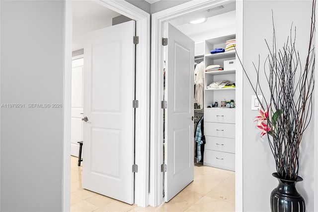 3101 S Ocean Dr 1206, Hollywood, FL 33019