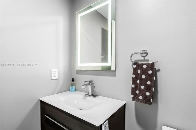 3101 S Ocean Dr 1206, Hollywood, FL 33019