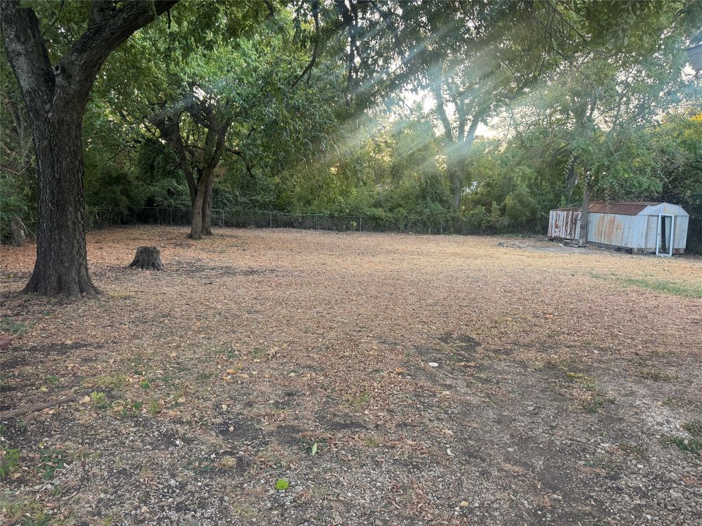 803 N Joe Wilson Road, Cedar Hill, TX 75104 — photo 3